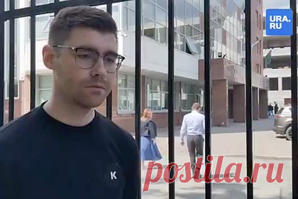 К редактору российского информагентства применили силу во время обысков