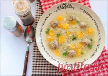 Лёгкий сезонный рецепт: тыквенный супчик с мясными шариками — Вкусные рецепты