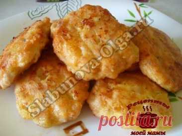 Куриные котлеты с сыром, просто и вкусно Дорогие читатели! Готовим сегодня самые нежные и вкусные куриные котлеты с сыром. Вчера меня пригласили в гости на обед и накормили этой вкуснятиной, а я приготовила сама и делюсь с вами замечательным рецептом. ИНГРЕДИЕНТЫ: 500 г куриного филе 100 г твердого сыра 2 яйца 2 ст. ложки майонеза 50 г сливочного масла 2 ст. ложки …