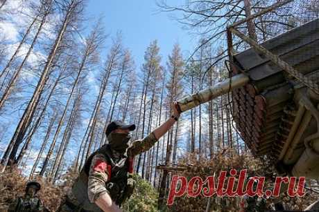 Российские военные разбили склад боеприпасов ВСУ под Николаевом. Российские войска уничтожили склад боеприпасов украинских войск в Николаевской области. Об этом сообщил официальный представитель Минобороны генерал-лейтенант Игорь Конашенков. Он отметил, что военные нашли склад боеприпасов ВСУ в районе города Очаков. На херсонском направлении противник потерял еще часть живой силы.