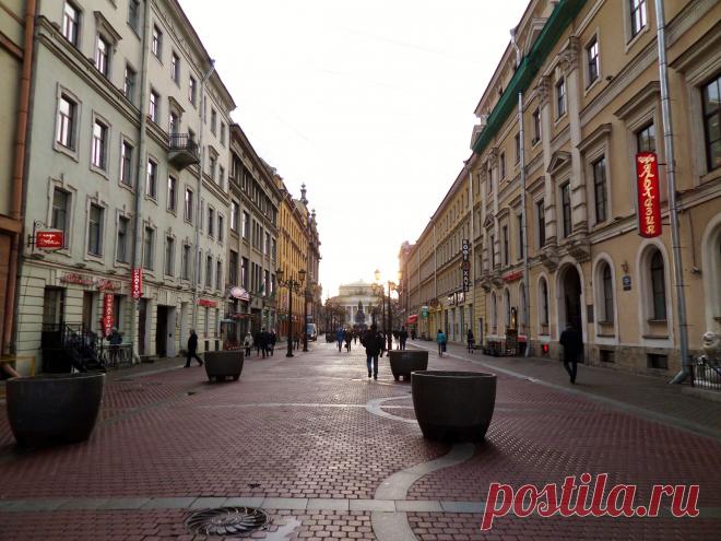 Малая Садовая улица