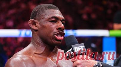 Бакли осудил Махачева за реакцию на поражение Мухаммада. Американский боец UFC Хоакин Бакли высказался о реакции россиянина Ислама Махачева на поражение американца Белала Мухаммада от австралийца Джека Деллы Маддалены. Читать далее