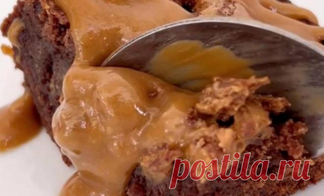 Шоколадные брауни Lotus Biscoff простой рецепт пошаговый Шоколадные брауни Lotus Biscoff простой рецепт в духовке. Кстати о шедеврах.. Брауни, который вы приготовить по этому рецепту относиться к этой категории🍫 А готовится-то как легко и быстро😍🤤 Брауни (диаметр формы 18-20 см): Шоколад - 200 гр Масло сливочное - 140 гр Яйца - 2 шт Мука - 80 гр Сахар -