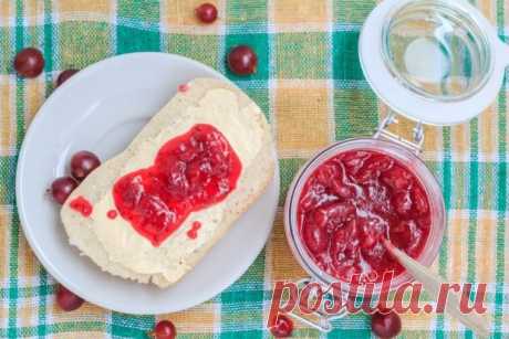 Желе из красного крыжовника