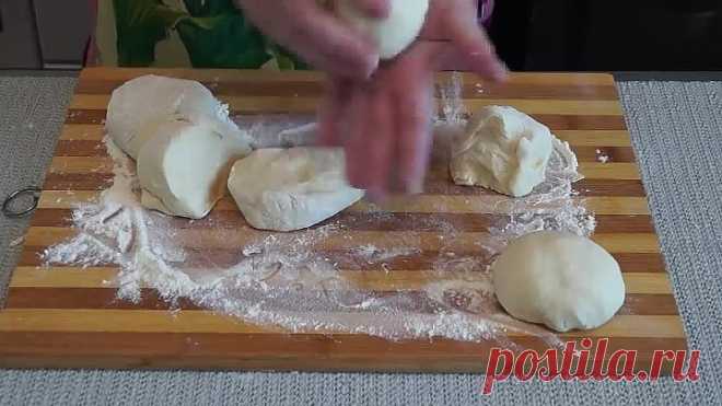 Самые простые и вкусные лепешки на кефире.