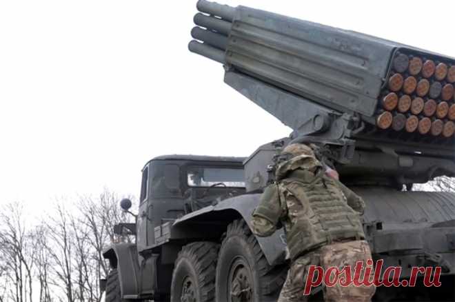 «Грады» ВС РФ уничтожили командный пункт ВСУ в Часовом Яре. Расчёт ликвидировал до взвода резервов украинских военных.