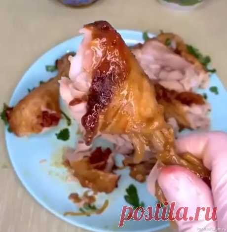 Вкуснейшие окорочка в пиве Готовим вкуснейшие окорочка в пивеИнгредиенты: окорочка - 2 шт. сладкая паприка - 1 ст.л. лук - 1 шт. пиво 300 мл ⁣⁣Приготовление:Окорочка смазываем сладкой паприкой и солью. Обжариваем до золотой корочки. Убираем со сковороды. Кладём нарезанный лук и обжариваем. Кладём курочку обратно,...