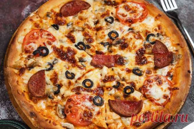 20 не банальных рецептов пиццы с колбасой — MOJAKUHNJA.ru