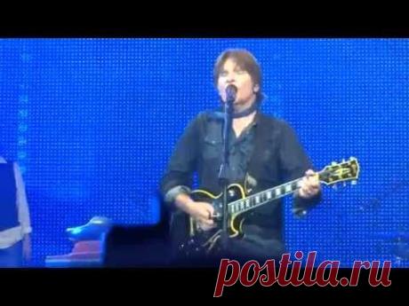 John Fogerty | "Bad Moon Rising" Live At Tollwood 2014