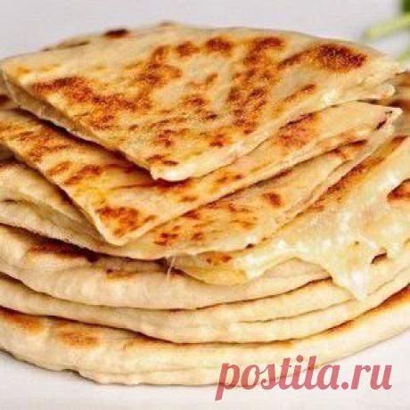 Сметанные лепешки с сыром и зеленью - BestCook