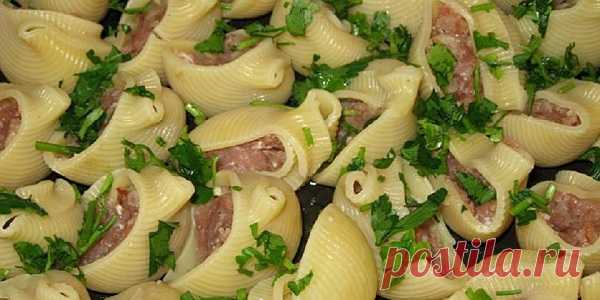 Фаршированные ракушки с соусом бешамель Лучшее блюдо из макарон, которое я пробовала! Рекомендую! Такие макароны готов есть хоть каждый день…