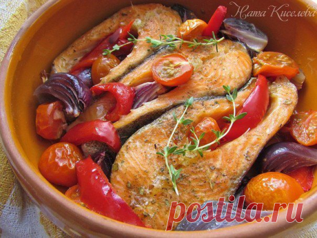 Запеченная форель с овощами