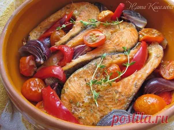 Запеченная форель с овощами