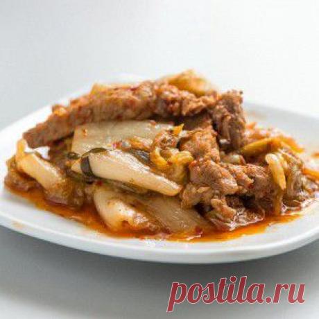 Жареная кимчи со свининой (Кимчи поккум) - BestCook