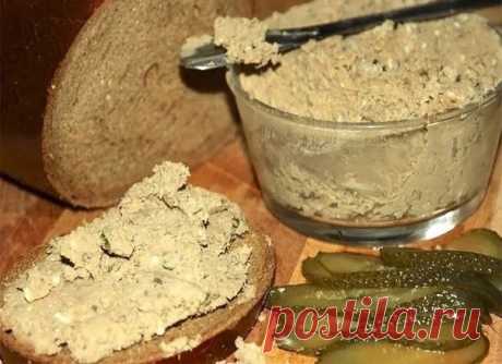 ПАШТЕТ Вкуснее колбасы!
⠀
Готовится из куриного филе, причем всего 30 минут: а результат просто поражает! Паштет станет мега-хитом в вашей семье! Колбасу больше не покупаем))) Просто попробуйте и вы сами всё поймёте.
⠀
Состав продуктов:
филе куриное – 400 грамм,
70 миллилитров бульона (в котором варили мясо);
морковь – 200 грамм,
репчатый лук – 2 штуки,
масло сливочное – 70 грамм,
чеснок – 2 зубчика,
лавровый лист – 1 штука,
перец душистый – 2 штуки,
перец черный молотый, ...