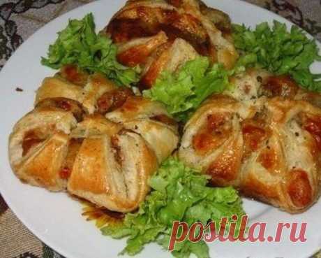 Слойки с ветчиной и сулугуни
Ингредиенты:
Готовое слоеное тесто (4 пластины) — 500 г
Показать полностью…