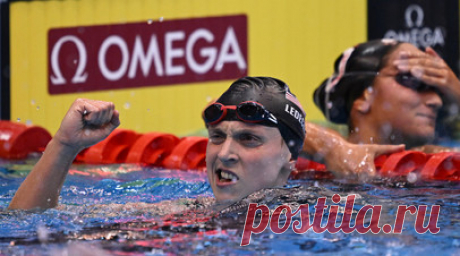 Американская пловчиха Ледеки повторила рекорд Фелпса по золоту на чемпионатах мира. Американская пловчиха Кэти Ледеки завоевала золотую медаль в заплыве на 1,5 тыс. м вольным стилем на чемпионате мира по водным видам спорта в Фукуоке (Япония). Читать далее