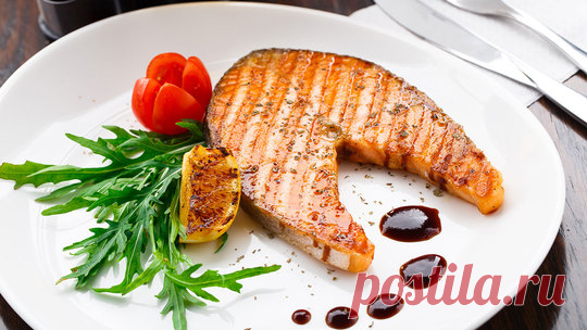 Готовим вкусный стейк из рыбы: рецепты от «Едим Дома»