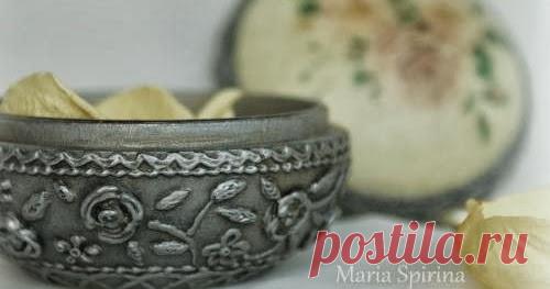 Имитация старинного серебра в декупаже Имитация старинного серебра в декупаже. Подробный мастер - класс с пошаговыми фото.