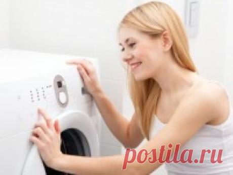 Как остановить стиральную машину во время стирки и отключить ее Бывают такие ситуации, когда нужно срочно отменить запущенную стирку. Случиться это может по разным причинам. Например, вам неожиданно понадобилось покинуть дом, и вы не хотите надолго оставлять мокрые вещи в барабане. Или вы обнаружили,...