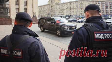 В Гатчине у подозреваемого в изнасиловании подростка нашли оружие