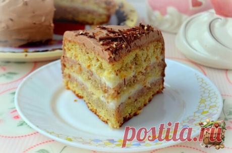 Торт "Вашингтон"

Очень рекомендую тортик тем, кто любит нежные и пропитанные десерты! Торт очень вкусный и совершенно не хлопотный! Испекла я его просто так, для домашнего чаепития, но он прекрасно впишется на торжество или на небольшое семейное застолье!

Для коржей на форму 20 см:
225 гр мягкого  сл масла
225 гр сахара яйца
4 яйца
125 гр молотого миндаля
125 гр муки
1 чл миндального экстракта

Для крема
75 гр сахара
3 ст ложки кукурузного крахмала
450 мл молока
30 гр сл...