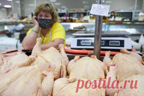 В России проверят обоснованность цен на курятину. Федеральная антимонопольная служба (ФАС) России проверит обоснованность цен на курятину, она направила соответствующие запросы трем крупным производителям мяса курицы. По сообщению ведомства, ПАО «Черкизово», АО «Приосколье» и ГАП «Ресурс» занимают коллективное доминирующее положение на товарном рынке.