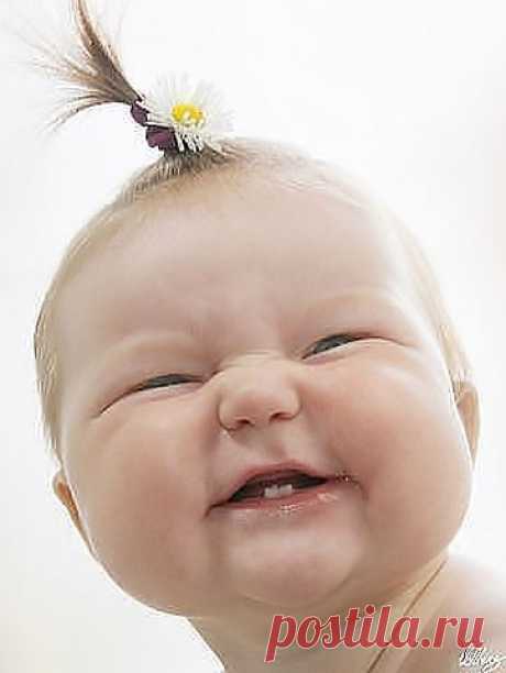 &quot;Любовь - это когда девушка надушивается, а парень - одеколонится, и они идут на свидание и нюхают друг друга&quot;. (Карл - 5 лет)