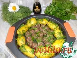 Молодой картофель с фрикадельками в духовке - кулинарный рецепт
