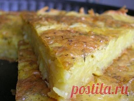 Она смешала натертый картофель с сыром и чесноком и отправила в духовку. Так просто, но безумно вкусно