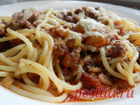 Рецепт на выходные: Спагетти Болоньезе | Изюминки