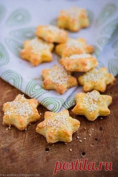 ​Сырное печенье с кунжутом