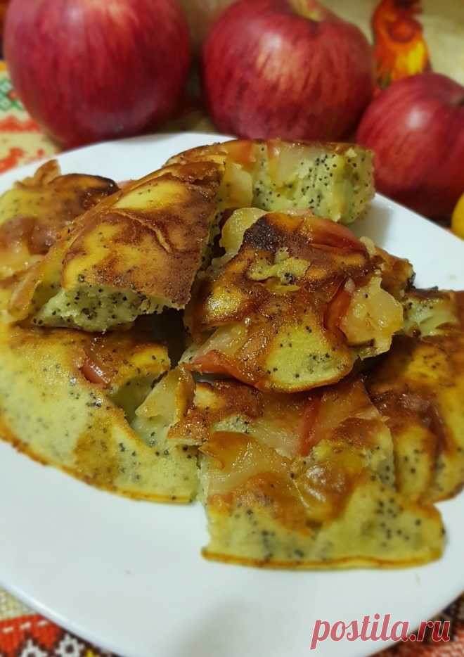 Простой и вкусный пирог Шарлотка на сковороде,