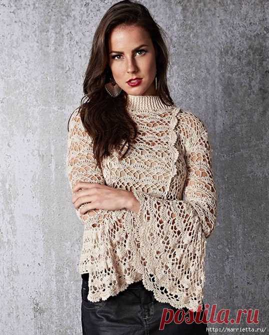Блузка крючком с расклешенными рукавами