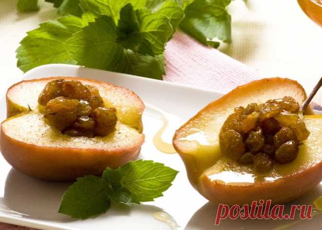 Печеные яблоки (в мультиварке)