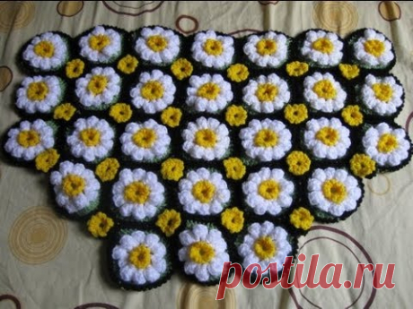 How to Crochet a Daisy Rug Tutorial 1