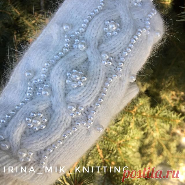 Photo by Irina  Mik on February 15, 2021. May be an image of text that says 'IRINA_N MIK KNITTING'.