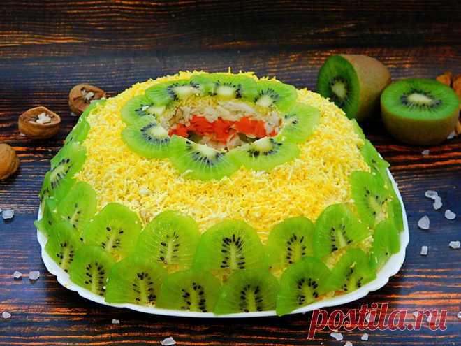 🌸 Салат «Малахитовый браслет»: вкусное блюдо с киви, которое удивит ваших гостей