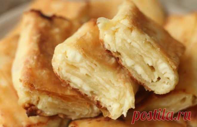 Сладкий пирог из лаваша и творога. Вкуснейшая выпечка за 10 минут к завтраку и не только - На Кухне Сладкий пирог из лаваша и творога - полезный и вкусный десерт. Это прекрасный повод накормить детей полезным блюдом с творогом.