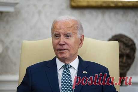 Байден выразил надежду на встречу с Си Цзиньпином. Президент США Джо Байден выразил надежду на встречу с председателем КНР Си Цзиньпином после неоднозначных высказываний о нем. Политик уверен, что его слова не повлияют на отношения Вашингтона и Китая. На этой неделе Байден назвал председателя КНР «диктатором», когда говорил об инциденте со сбитым китайским аэростатом.