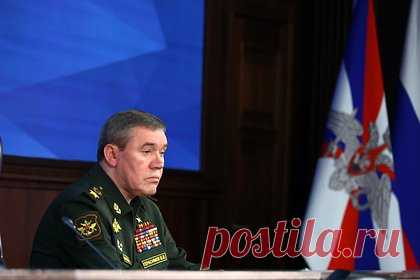 Начальники Генштабов России и США провели переговоры. Начальник Генштаба Вооруженных сил России Валерий Герасимов провел 15 марта телефонные переговоры с председателем Комитета начальников штабов ВС США Марком Милли. Об этом сообщили в российском Минобороны. Беседа состоялась после телефонных переговоров министров обороны России и США Сергея Шойгу и Ллойда Остина.