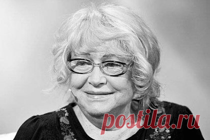 Умерла режиссер документального кино Людмила Цветкова. Режиссер документального кино, актриса, член Союза кинематографистов России Людмила Цветкова скончалась в возрасте 79 лет. Об этом сообщается на сайте Союза кинематографистов России. Она снялась более чем в 40 фильмах. В режиссерской фильмографии Цветковой с 1996 года более 20 документальных кинокартин.
