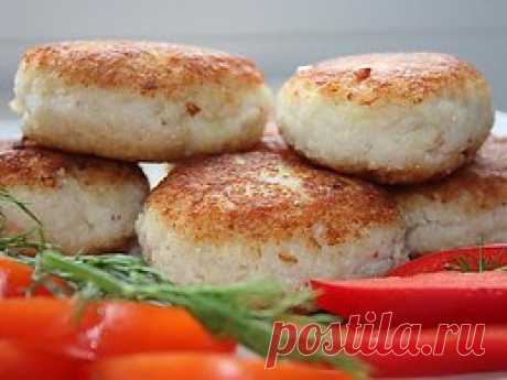 Очень вкусные рыбные котлетки

Ингредиенты:

Фарш рыбный — 600 г
Масло растительное — 2 ст. л.
Лук репчатый (крупный) — 1 шт
Морковь (средняя) — 1 шт
Картофель (не большой) — 3 шт
Специи
Соль
Сухари п...