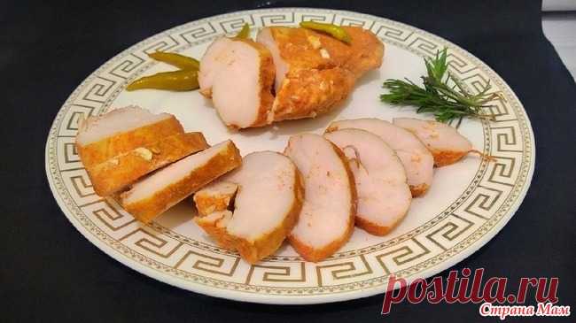 Куриная пастрома. Без варки и без духовки. Прекрасная замена магазинной колбасы. Все делается очень быстро. И личного вашего времени займет около 10 минут.  ИНГРЕДИЕНТЫ филе куриное 400-500 г