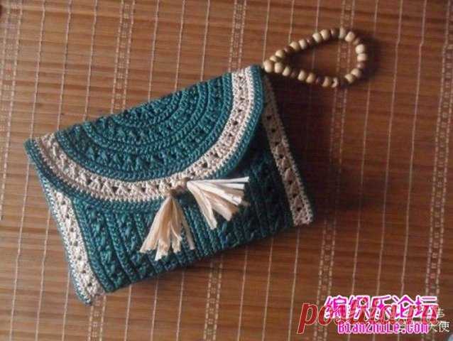 Вязаный клатч крючком на лето  для себя или для дочки.