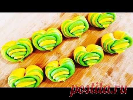 南瓜菠菜双色花样花卷的做法，蓬松暄软，层次分明  花样面点