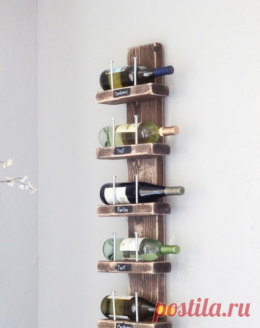 Вместо винного шкафа: 9 оригинальных бутылочниц, которые можно сделать самому