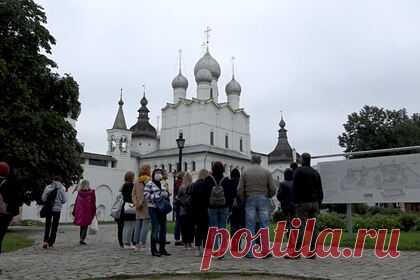 В Ярославской области прошел фестиваль «Золотое кольцо России». В Ярославской области прошел IV всероссийский фестиваль «Золотое кольцо России», посвященный сохранению культурного наследия страны. В этом году на конкурсе представили 200 работ разных журналистских жанров и форматов — 135 участников из 40 городов презентовали телевизионные программы, фильмы и видеоролики.