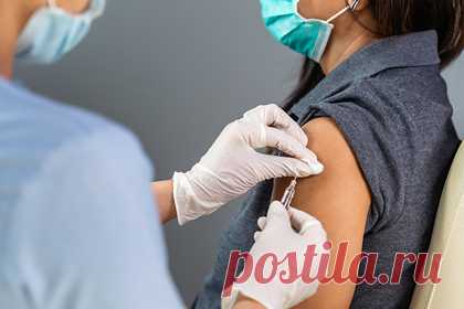 Сообщение о связи оспы обезьян с вакцинами от COVID-19 оказалось недостоверным. Сообщение о том, что вcпышка оспы обезьян на 100 процентов вызвана вакцинами против COVID-19, оказалось недостоверным. Теорию о связи оспы с препаратами от коронавируса высказал китайский разоблачитель Майлз Гуо в эфире телеканала Gnews 22 мая. При этом оспа появилась в 1970 году.