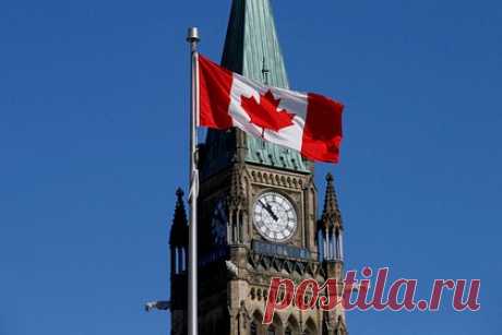 Канада ввела санкции против МГИМО и ВШЭ. МИД Канады сообщило о введении санкций против 42 российских физлиц и 22 компаний. Среди них — глава Россотрудничества Евгений Примаков. Также под санкции попали университеты МГИМО и ВШЭ, Российское географическое общество (РГО), клуб «Валдай», политологи Федор Лукьянов, Андрей Кортунов и Дмитрий Тренин.